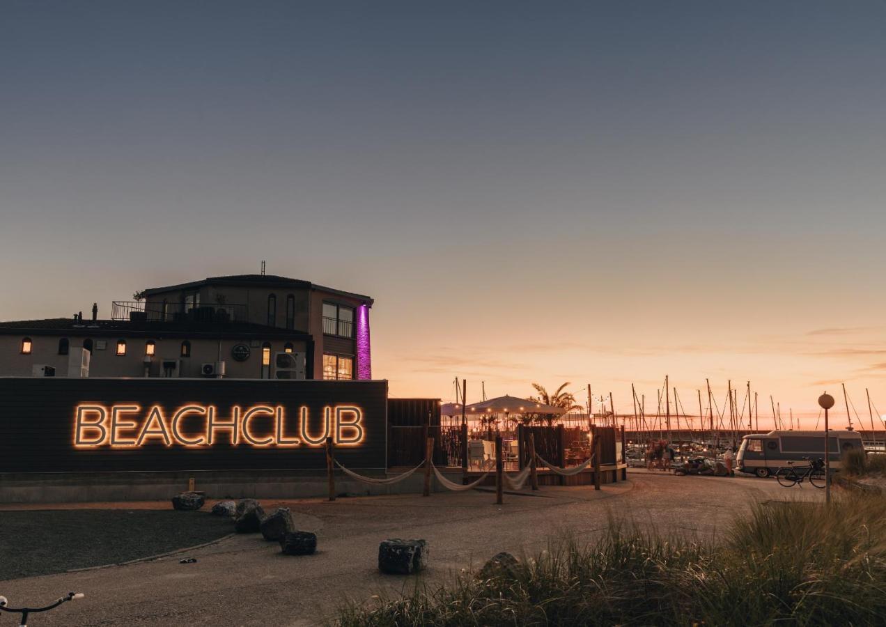 Rbr 234 - Beach Resort คัมเปอร์ลันด์ ภายนอก รูปภาพ